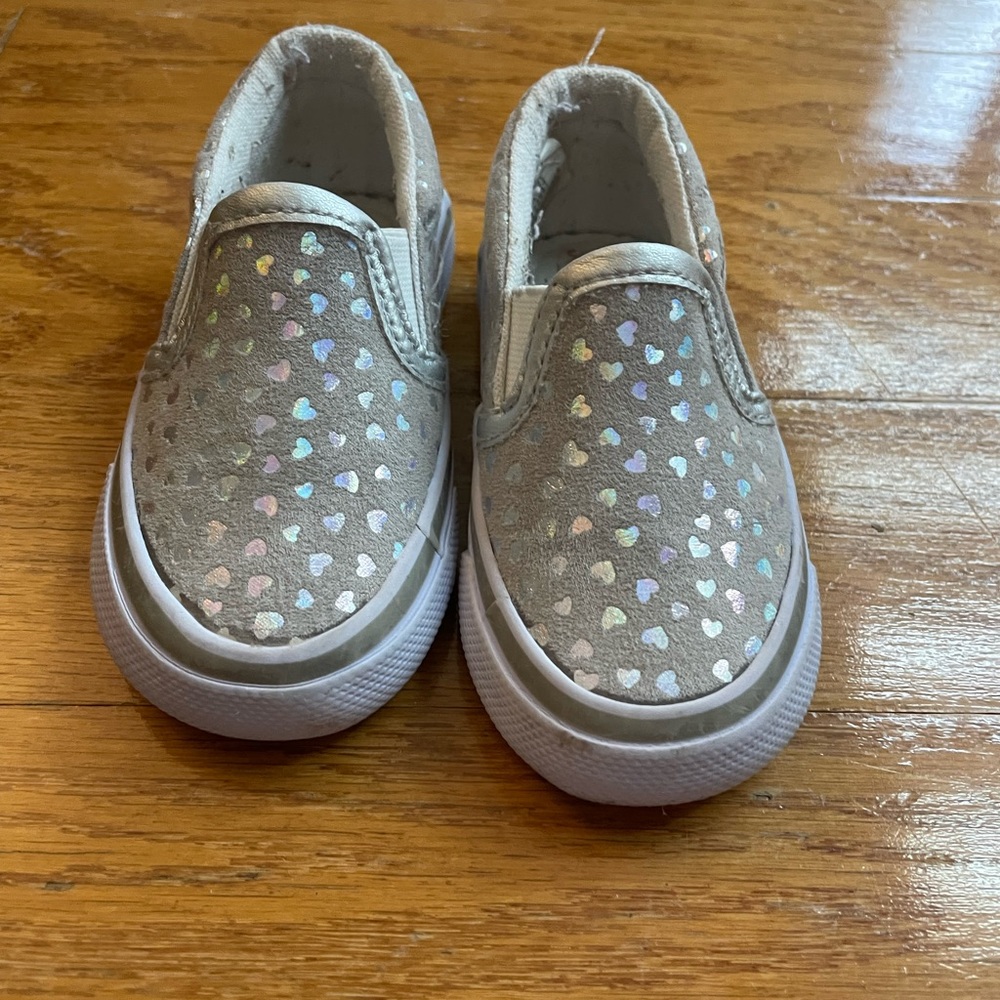 Silver heart shoes size 5 (Toddler)